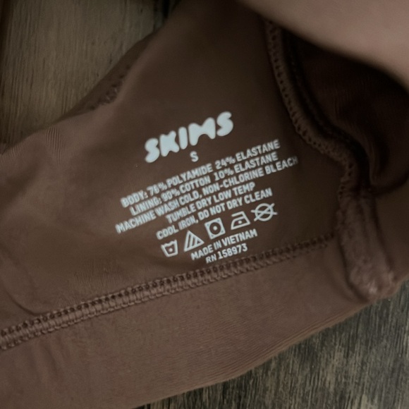 Skims FITS EVERYBODY MATERNITY PUMPING SCOOP BRALETTE
JASPER / S - Picture 9 of 9